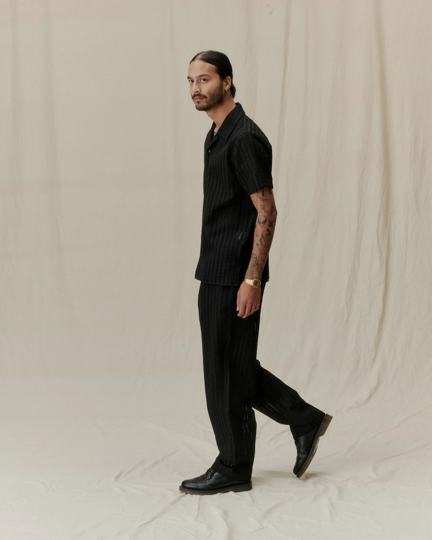 Agency - Black - Image 5