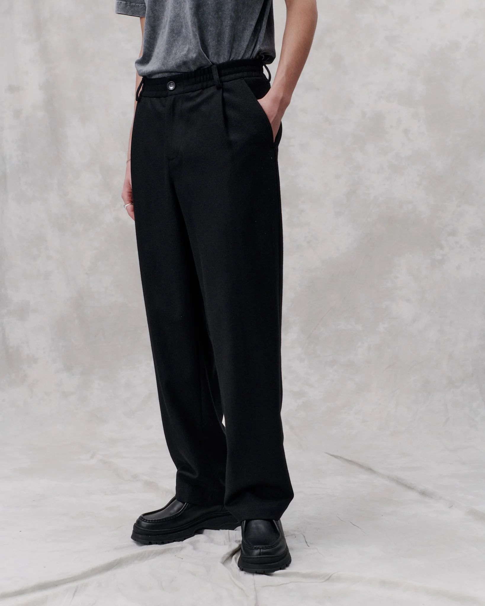 Agency - Black - Image 6