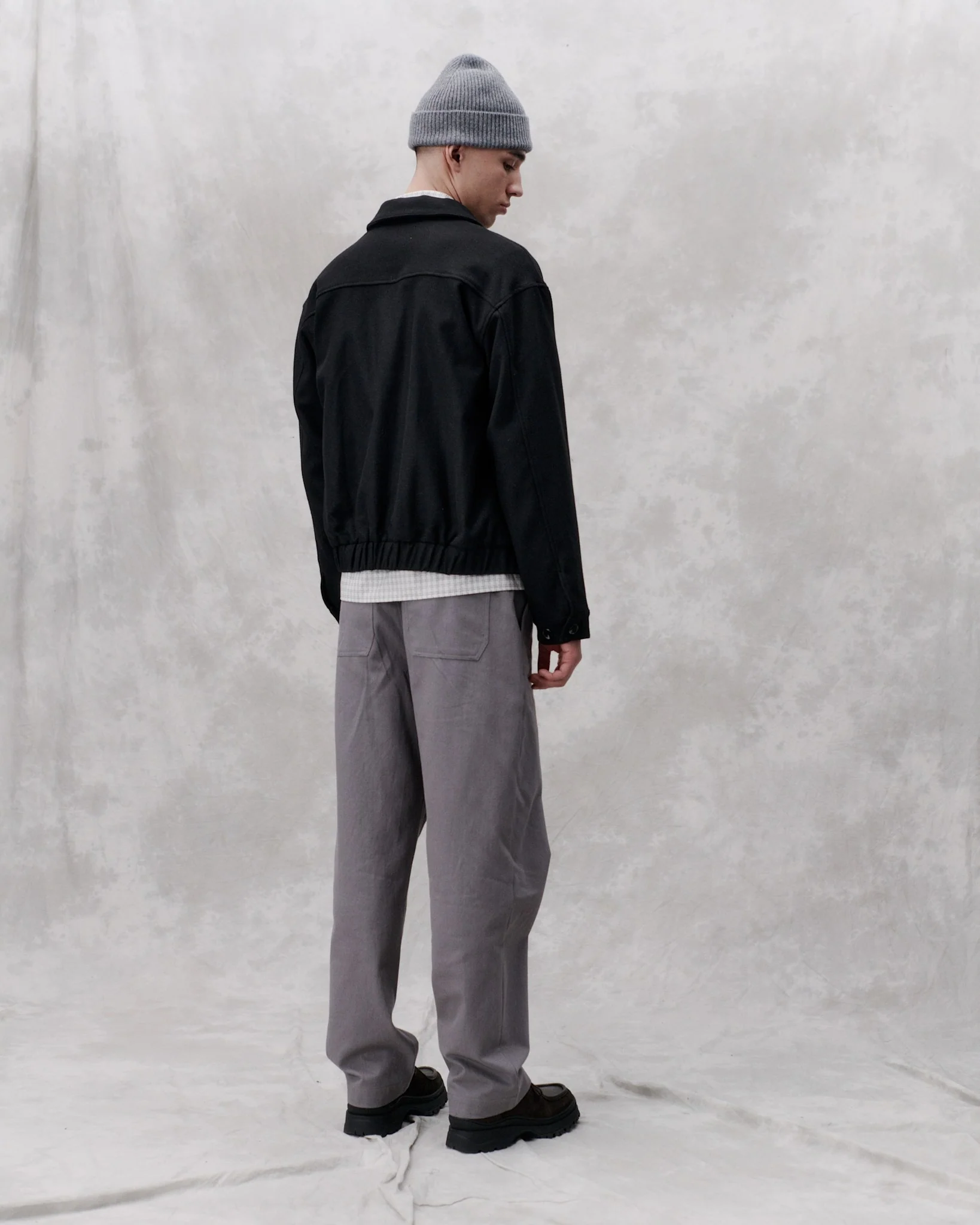 Blunt - Black - Image 6