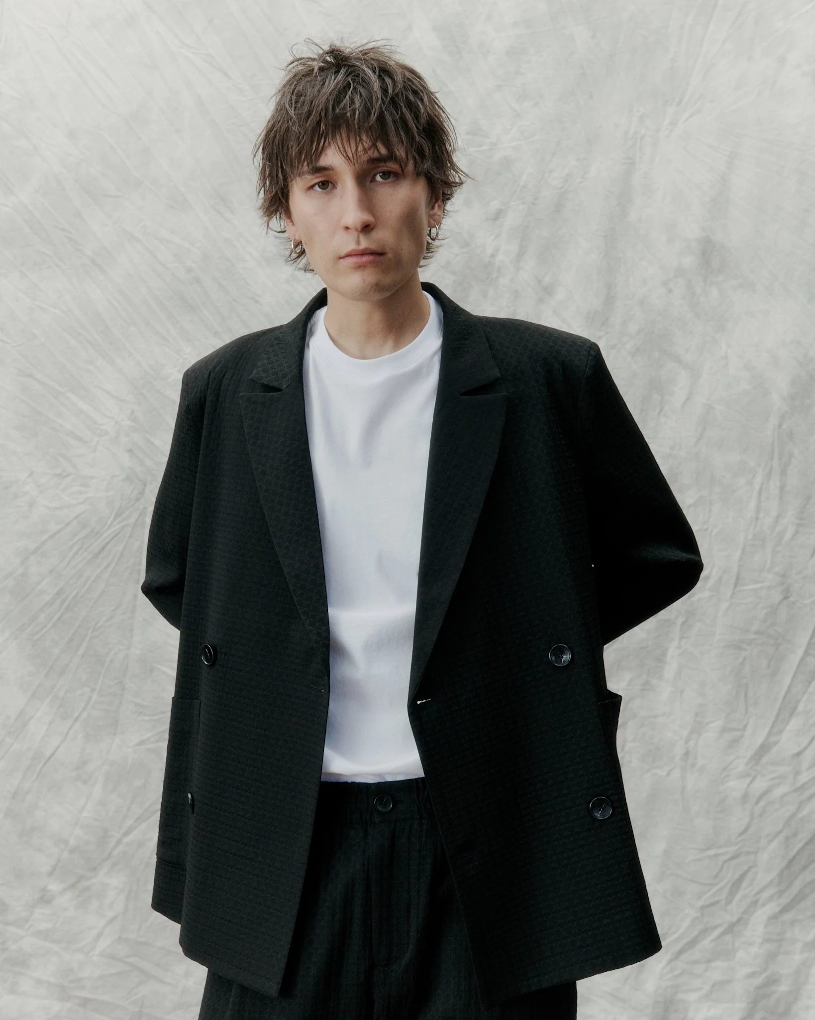 Public - Black Geo - Image 5