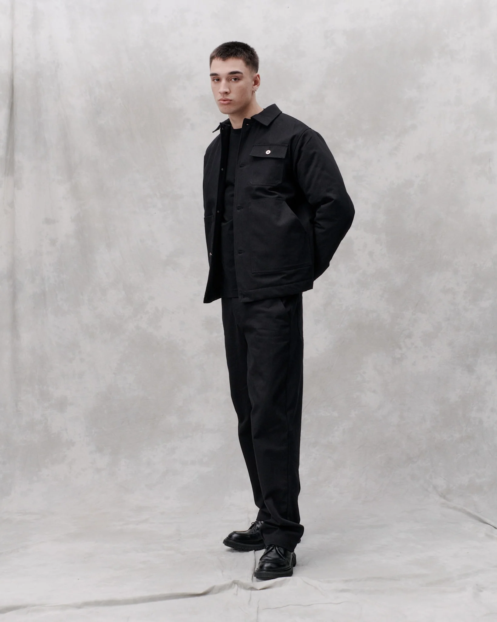 Rail - Black - Image 4