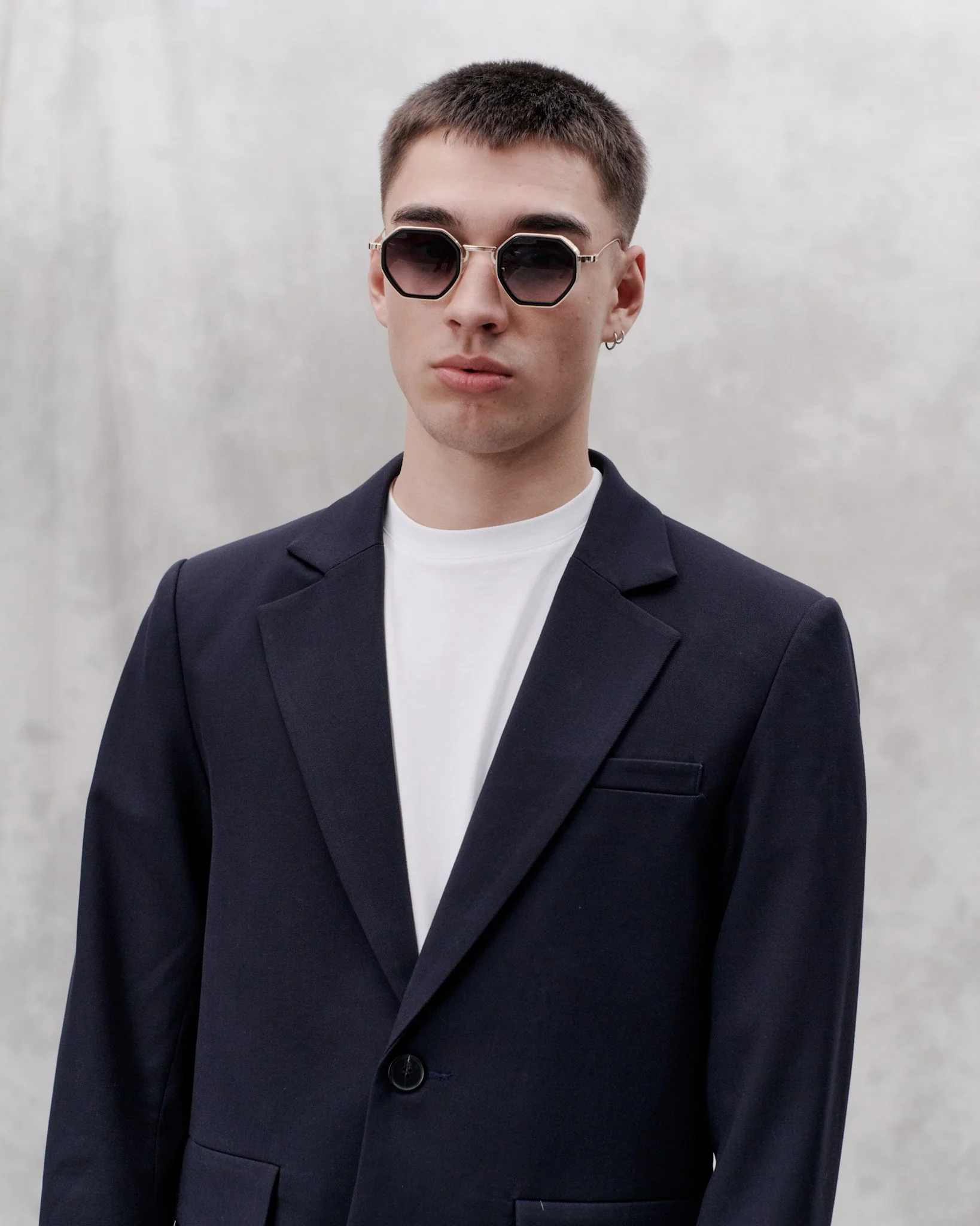 React - Navy - Image 4