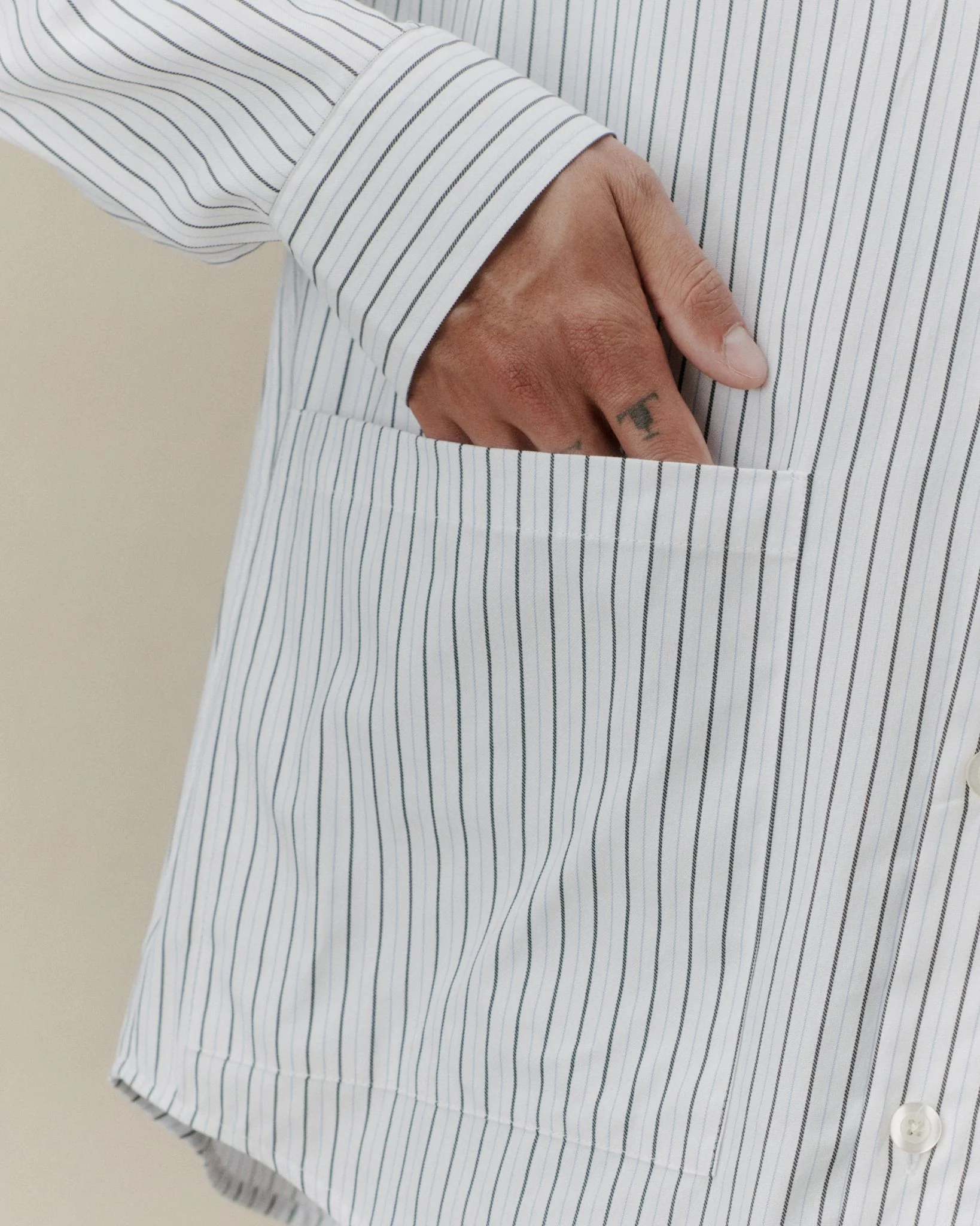 Venture - Black Blue Stripe - Image 4