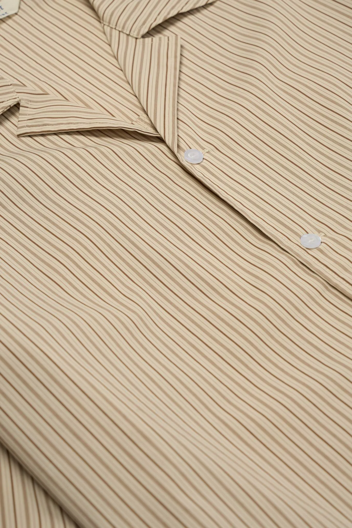 Volcano - Brown Pin - Image 5